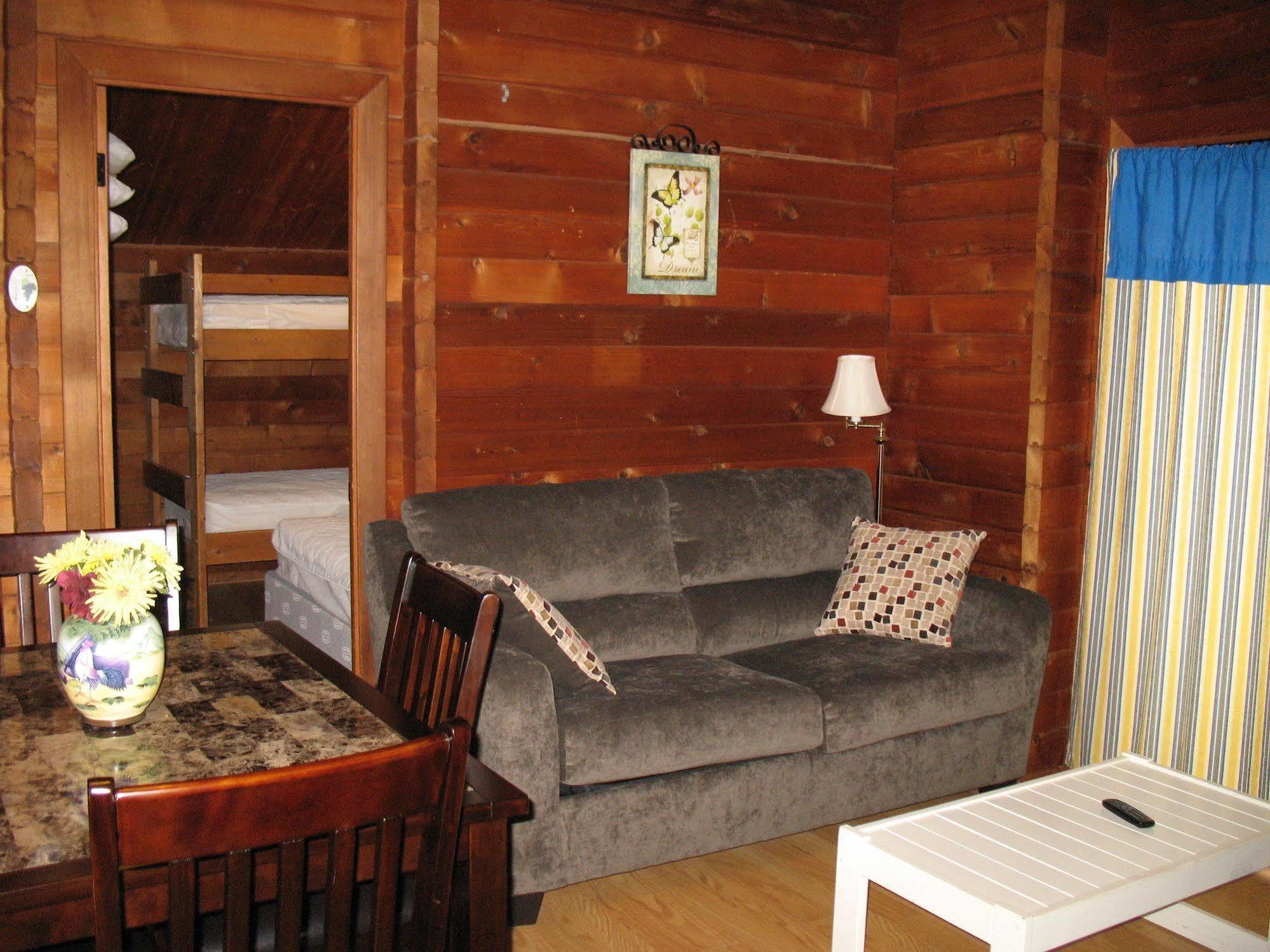 Forest Lake Rv & Camping Resort Advance Esterno foto